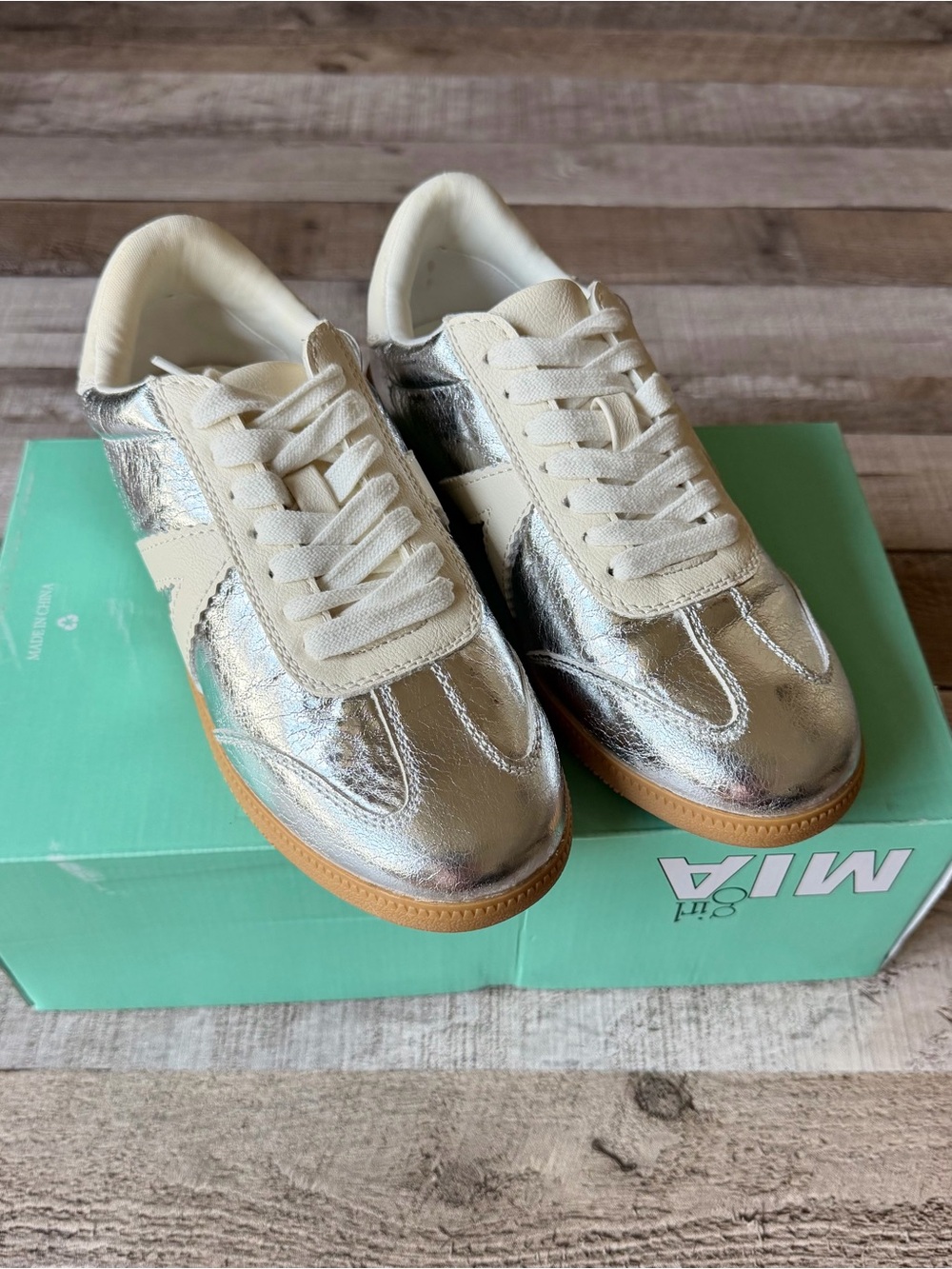 MIA Drea Silver Metallic Retro Sneakers Women's Size 6 NWT